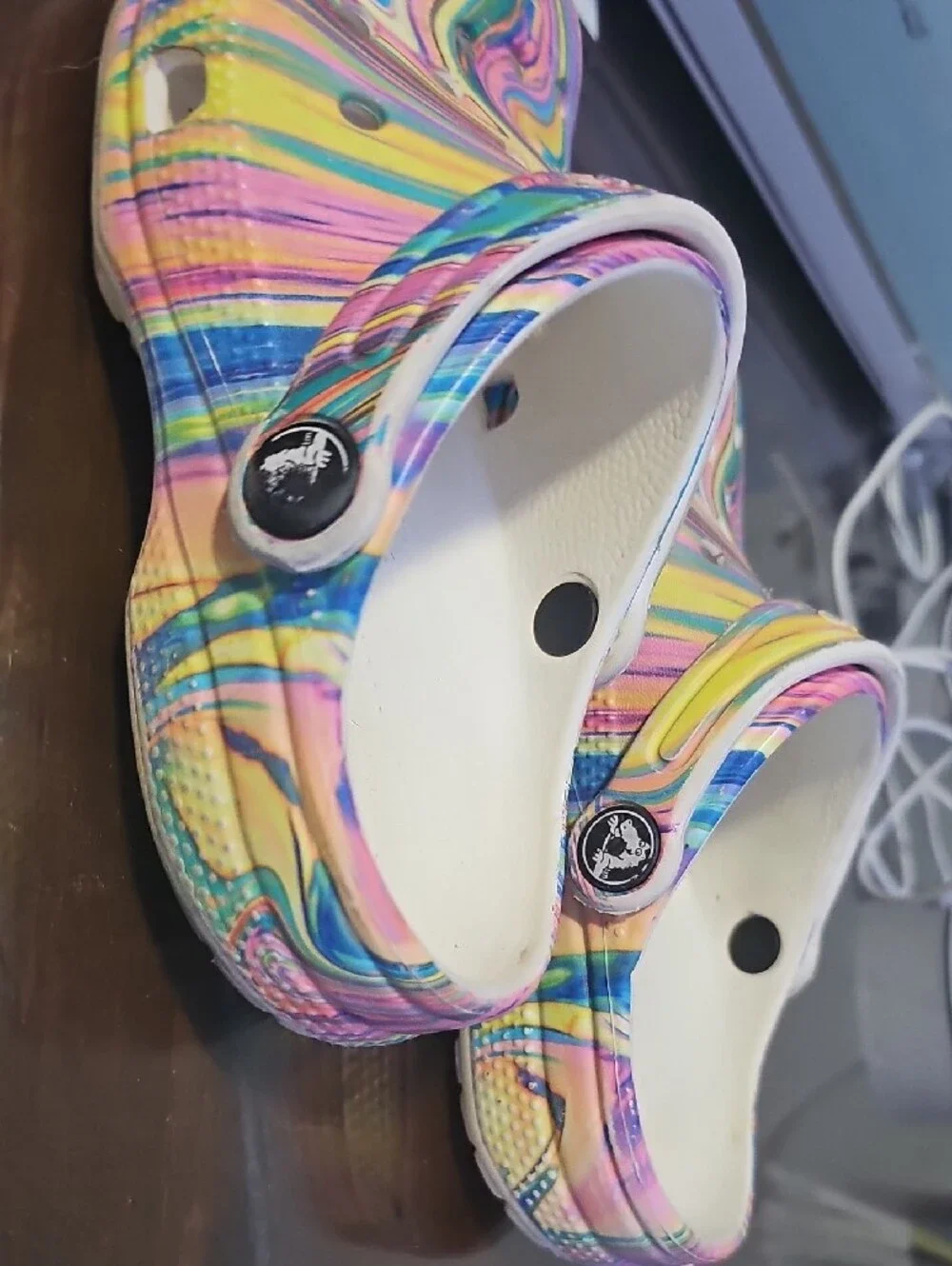 CROCS colorful swirl